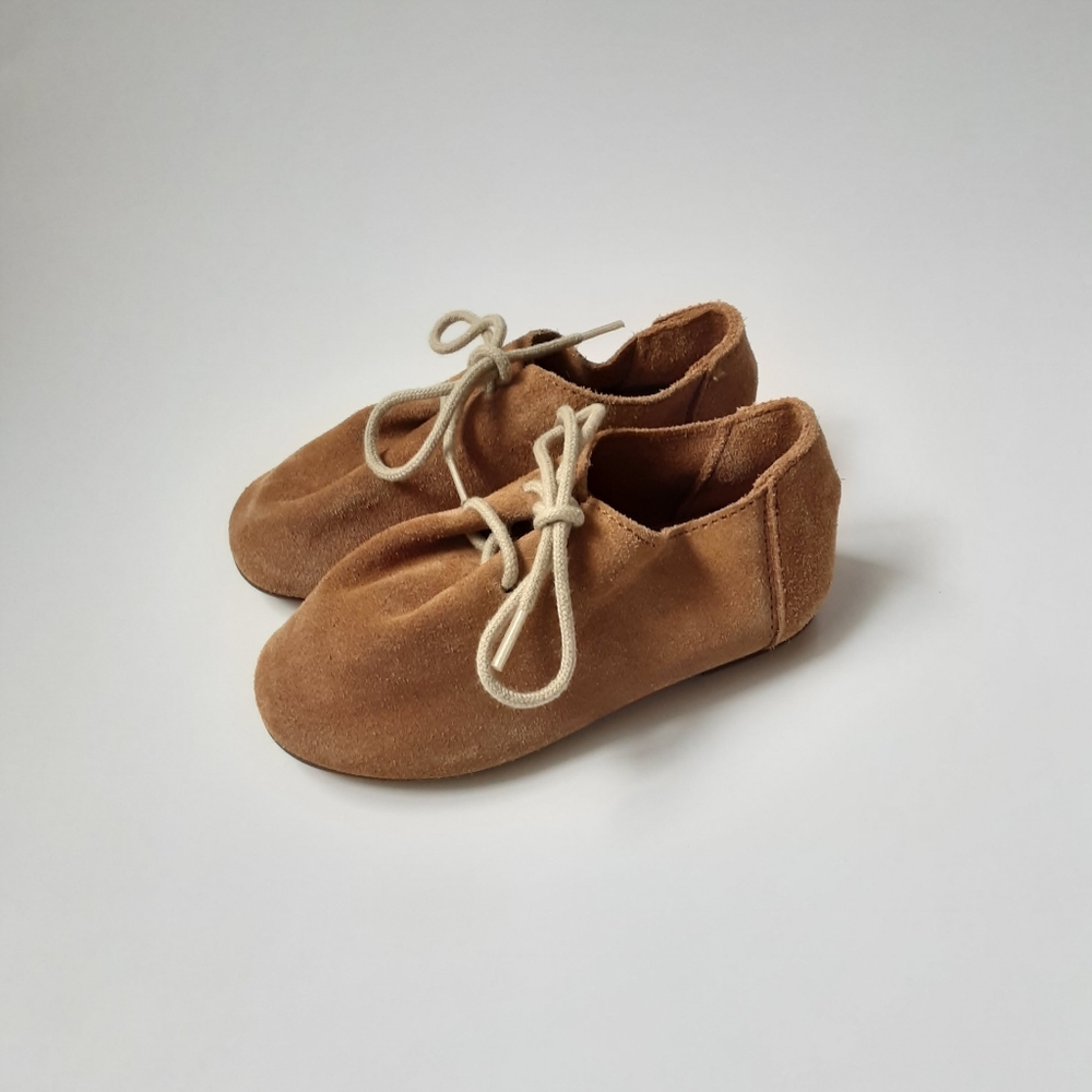 Zara baby girl suede shoes lace up size 20 US 4.5